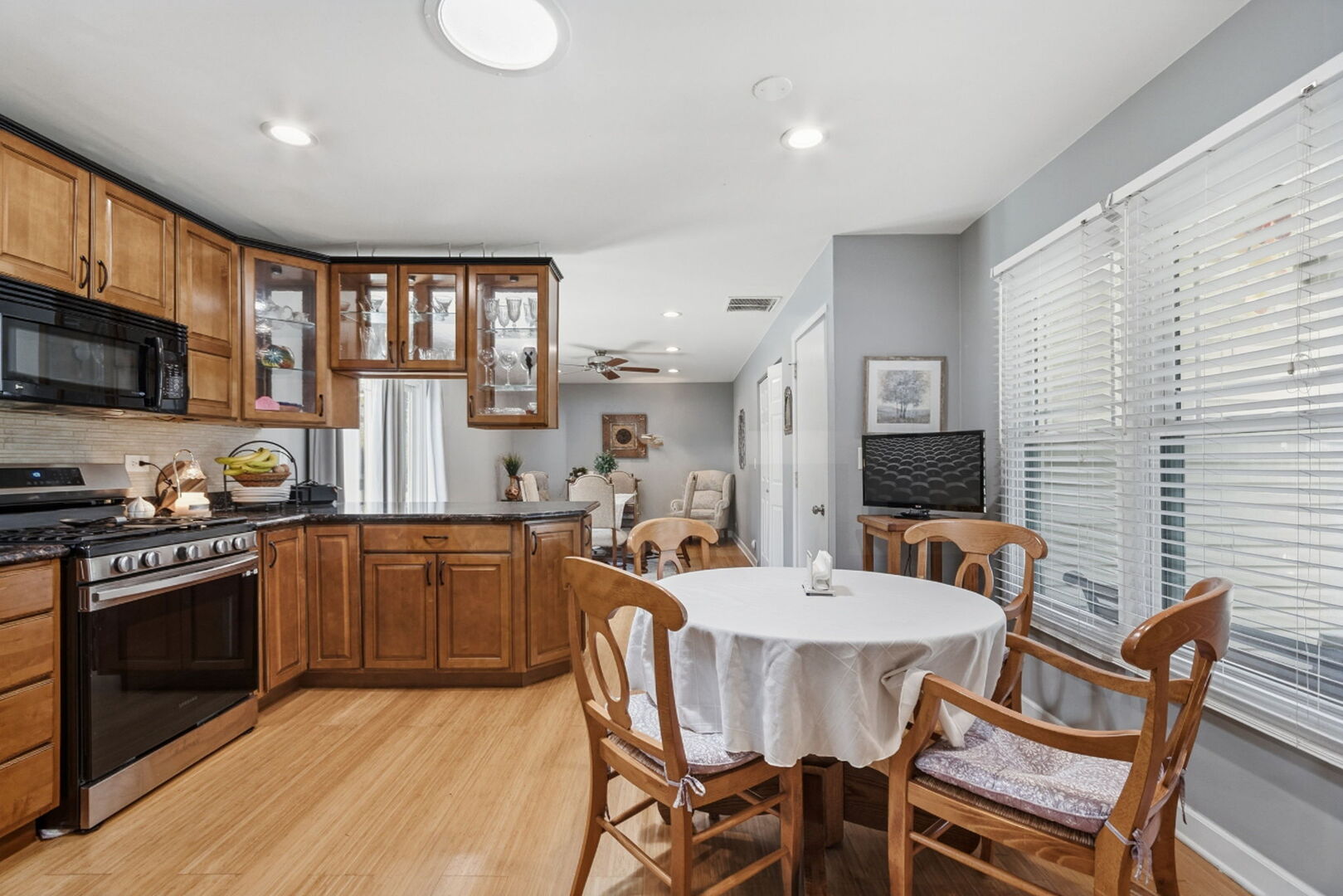 458 Nantucket Road Naperville IL 60565
