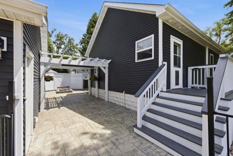 390 West Gordon Street Coal City IL 60416
