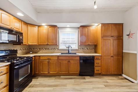 390 West Gordon Street Coal City IL 60416