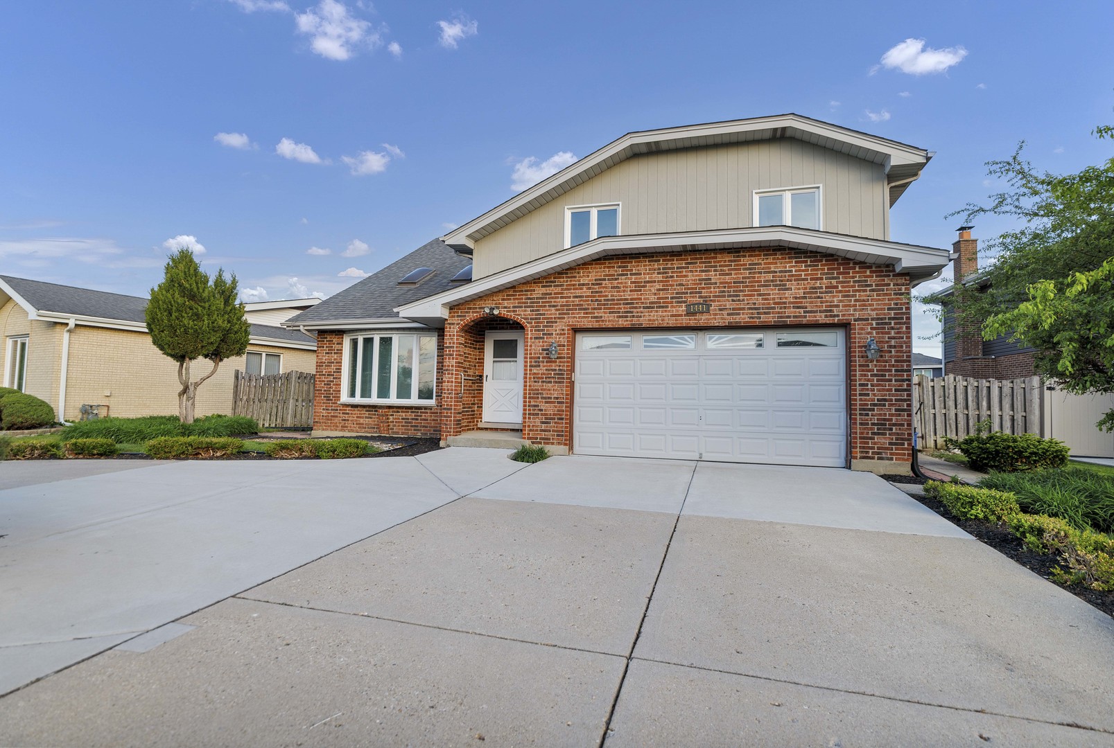 1441 West Autumn Trail Addison IL 60101