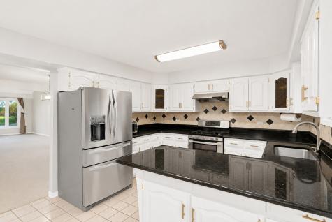1441 West Autumn Trail Addison IL 60101