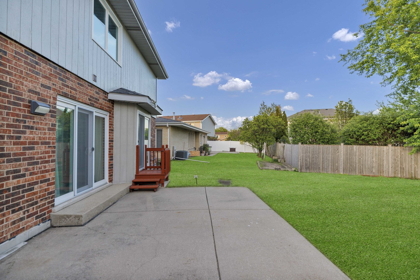 1441 West Autumn Trail Addison IL 60101