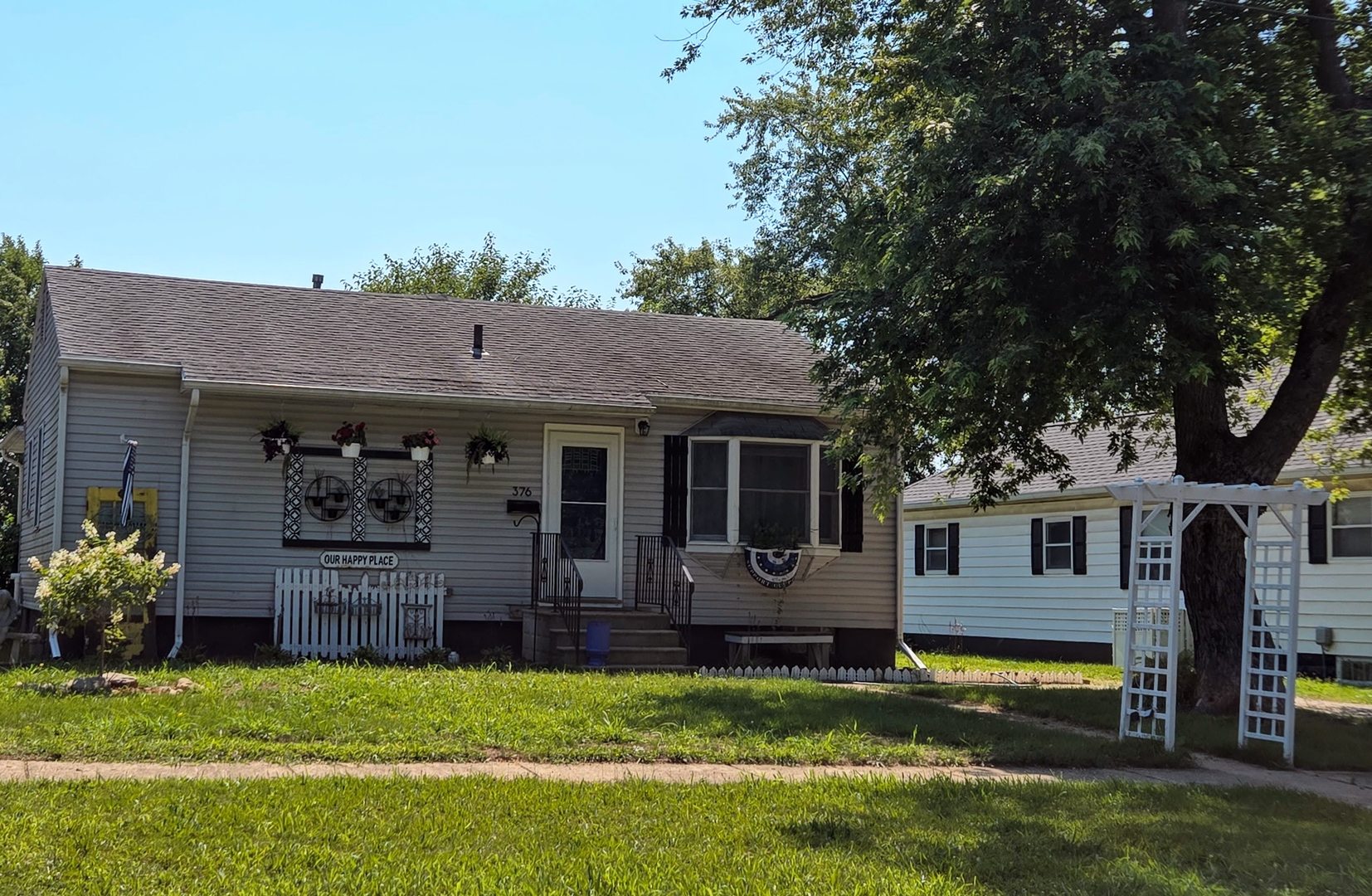376 South Oak Street Manteno IL 60950