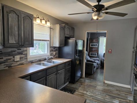 376 South Oak Street Manteno IL 60950