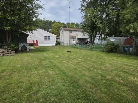 376 South Oak Street Manteno IL 60950