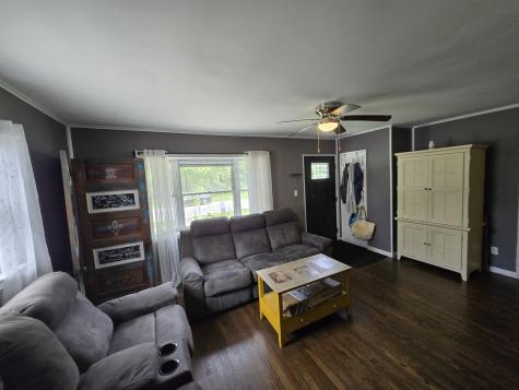 376 South Oak Street Manteno IL 60950