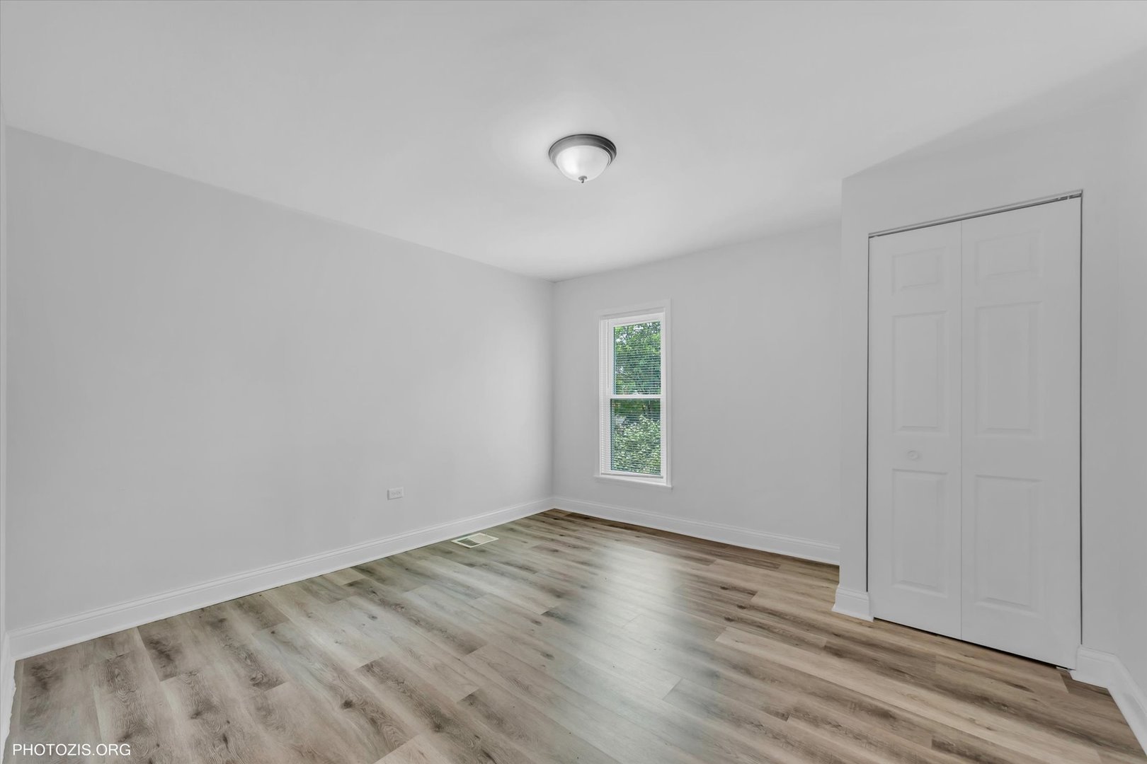 10004 South Torrence Avenue Chicago IL 60617