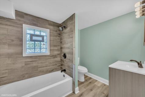 10004 South Torrence Avenue Chicago IL 60617