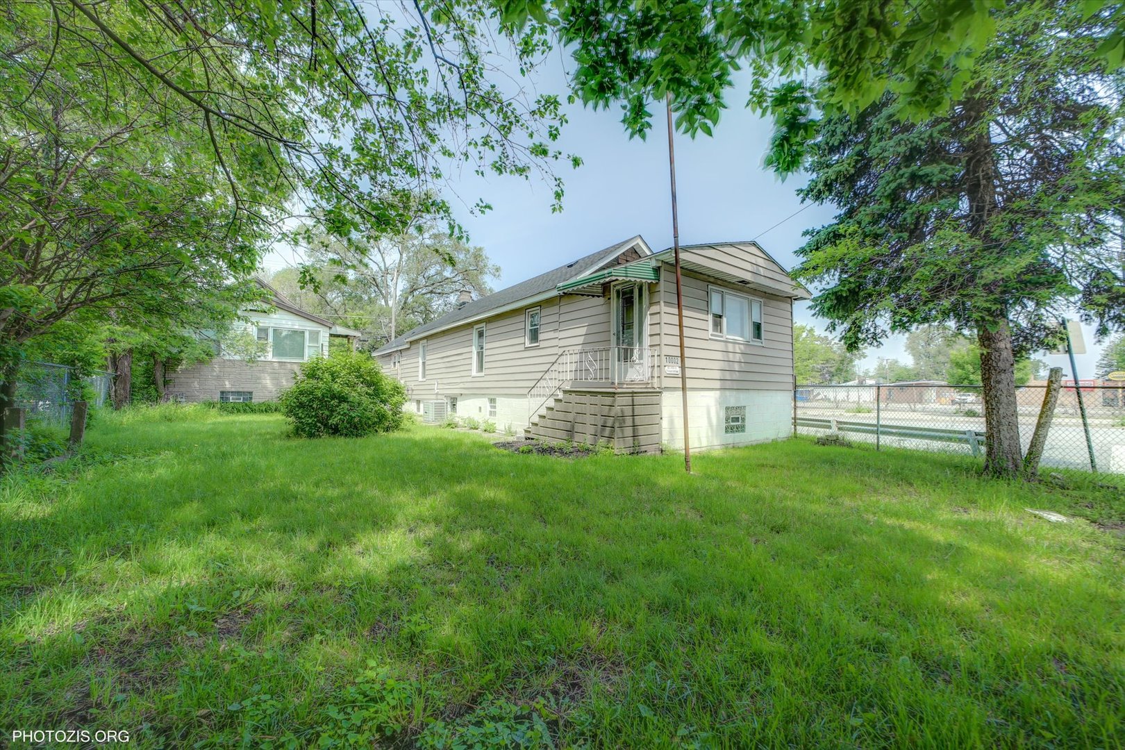 10004 South Torrence Avenue Chicago IL 60617