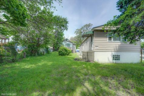 10004 South Torrence Avenue Chicago IL 60617