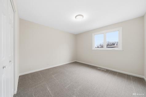 15118 Hillside Avenue Oak Forest IL 60452