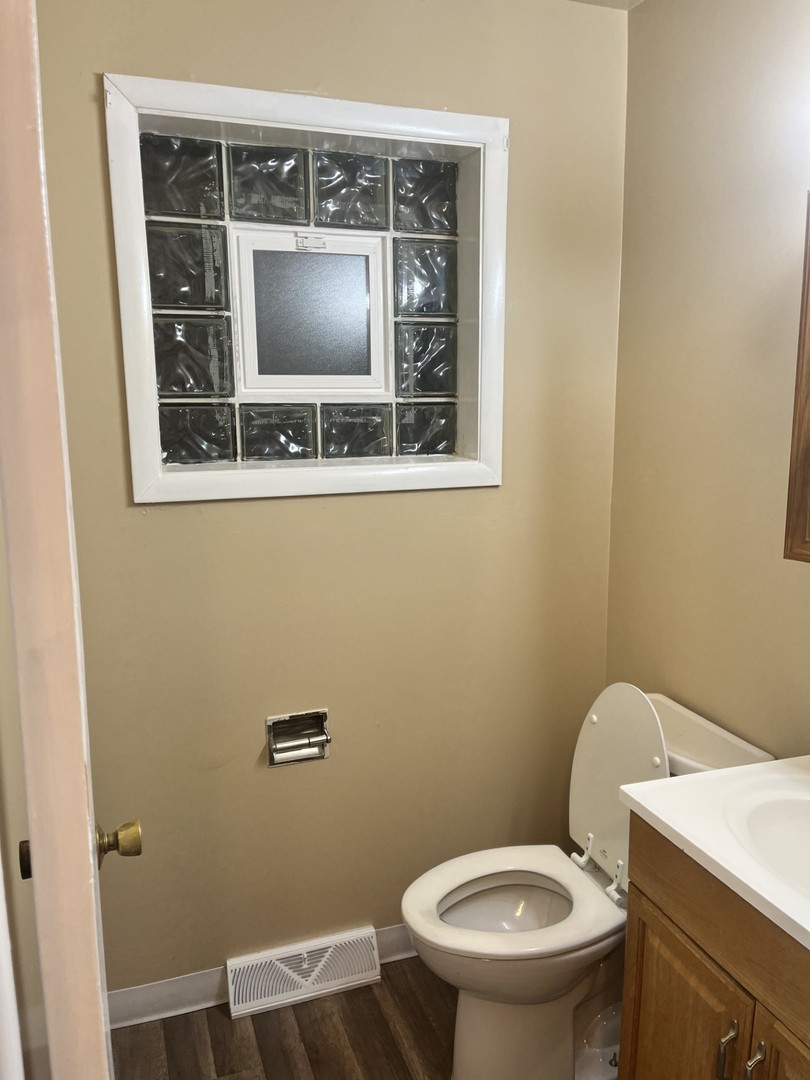 215 East 90th Place Chicago IL 60619