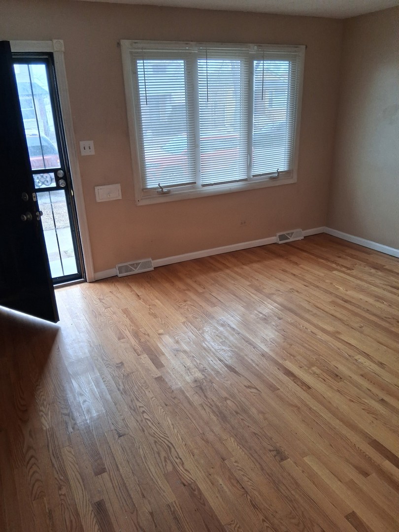 215 East 90th Place Chicago IL 60619