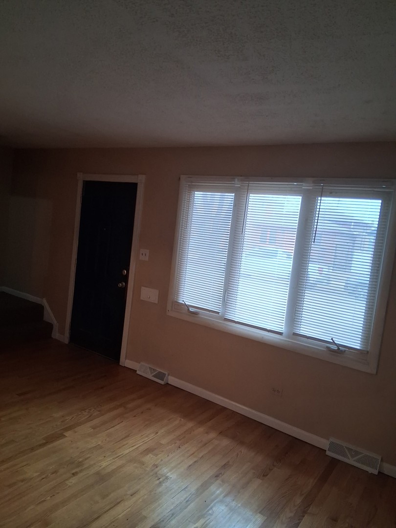 215 East 90th Place Chicago IL 60619