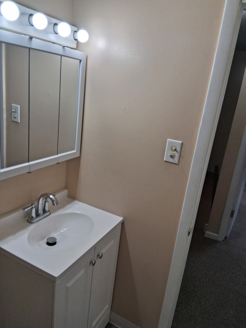 215 East 90th Place Chicago IL 60619