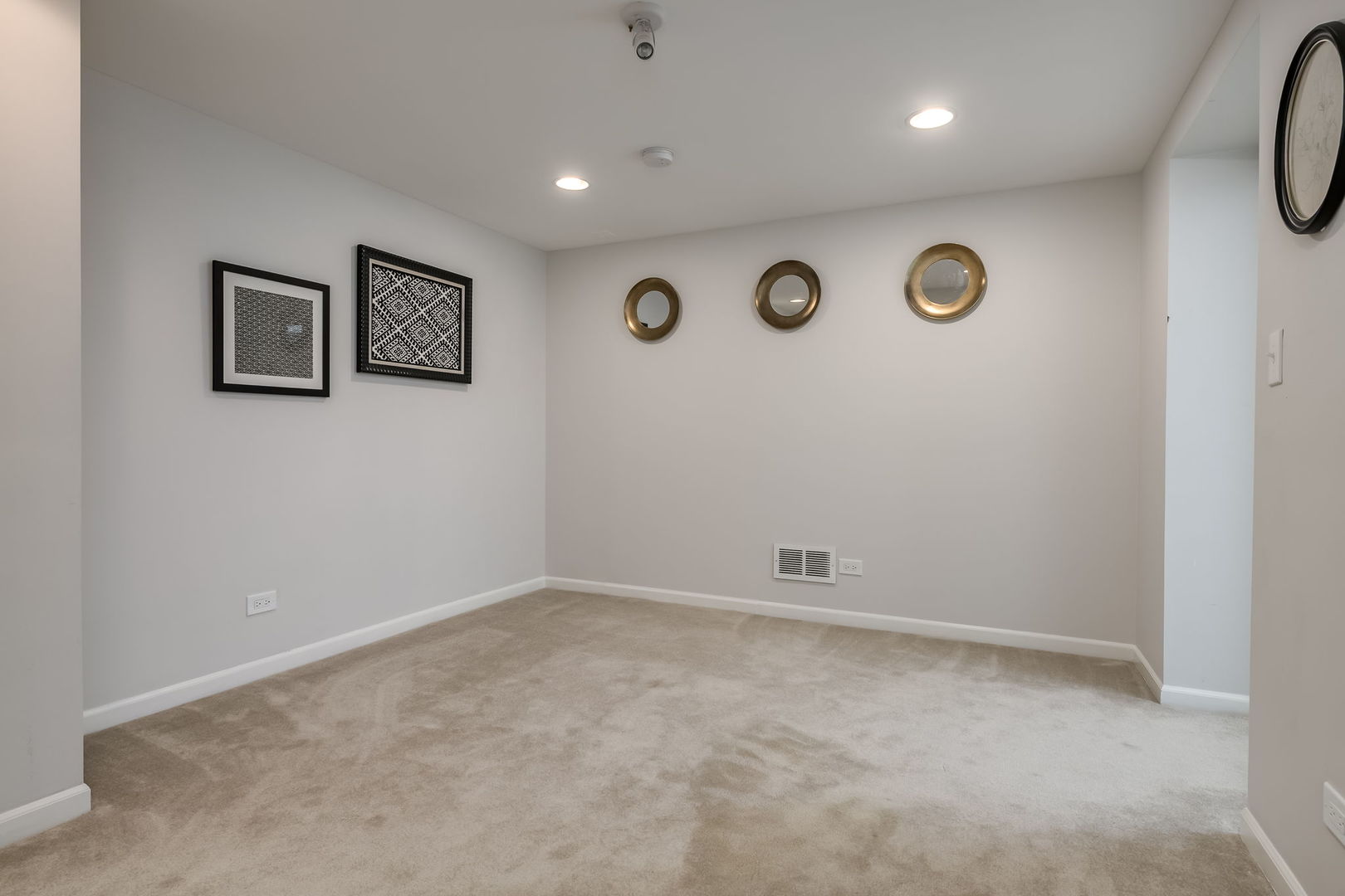369 Hawthorne Boulevard Glen Ellyn IL 60137