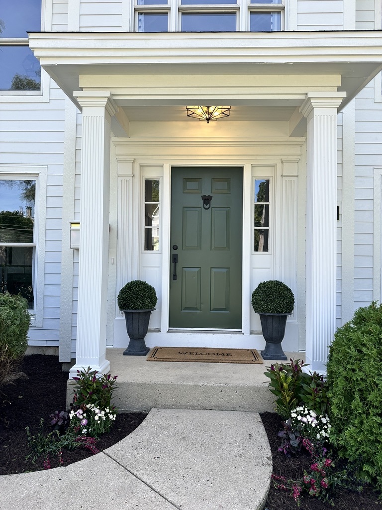 369 Hawthorne Boulevard Glen Ellyn IL 60137