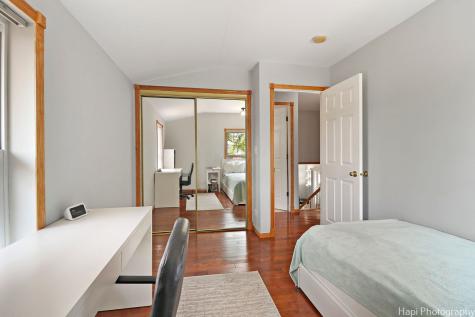 1569 Sherman Place Des Plaines IL 60016
