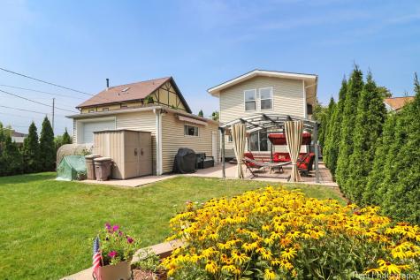 1569 Sherman Place Des Plaines IL 60016