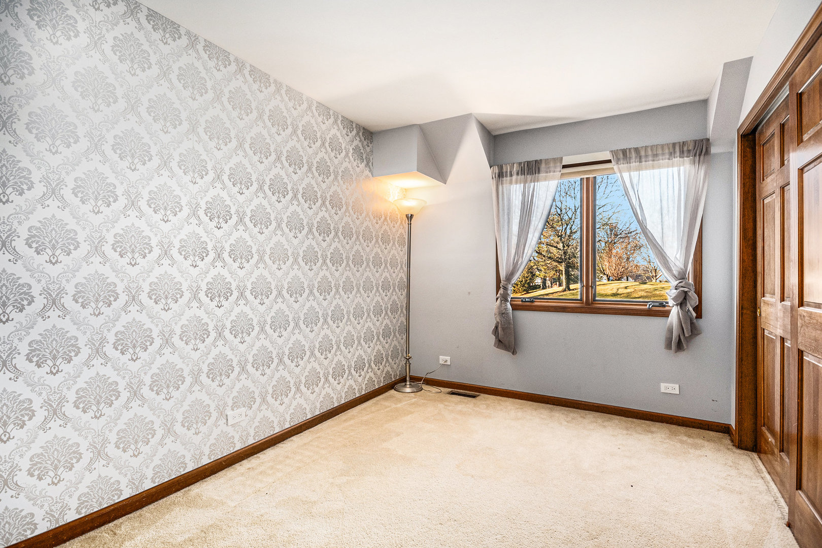 3942 Broadmoor Circle Naperville IL 60564