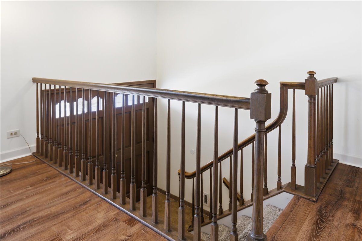 23W281 Cambridge Court Glen Ellyn IL 60137