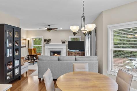 2803 Rose Avenue Mchenry IL 60050