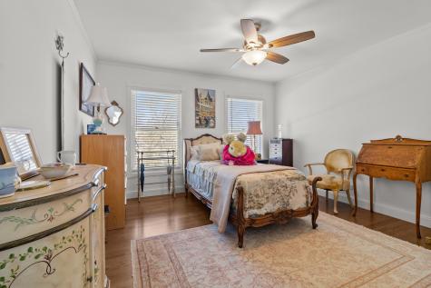 2803 Rose Avenue Mchenry IL 60050