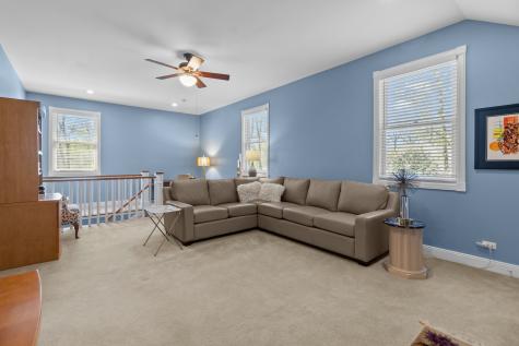 2803 Rose Avenue Mchenry IL 60050
