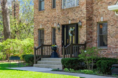 2803 Rose Avenue Mchenry IL 60050
