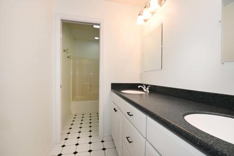 1897 Von Hoff Drive Batavia IL 60510