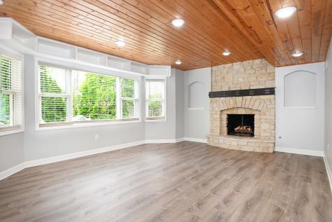 1897 Von Hoff Drive Batavia IL 60510