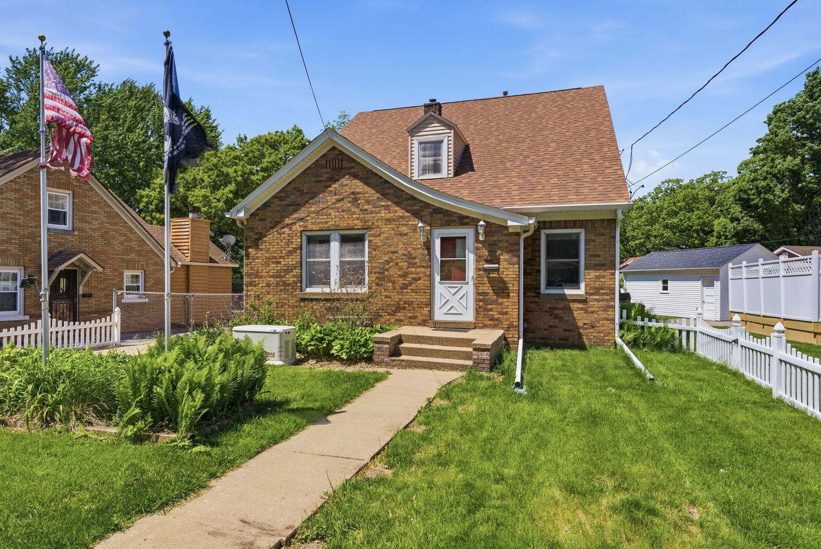2031 12TH Street East Moline IL 61244