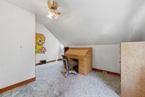 2031 12TH Street East Moline IL 61244