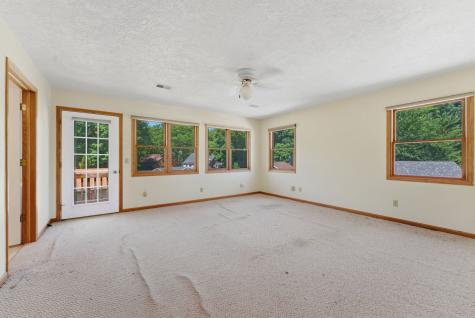2031 12TH Street East Moline IL 61244