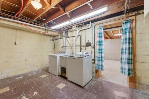 2031 12TH Street East Moline IL 61244