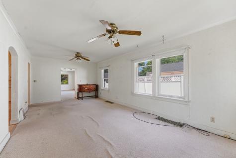 2031 12TH Street East Moline IL 61244