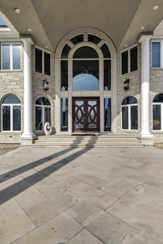 15 Terra Vita Court South Barrington IL 60010