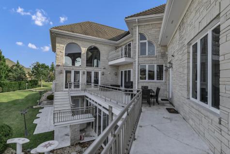 15 Terra Vita Court South Barrington IL 60010