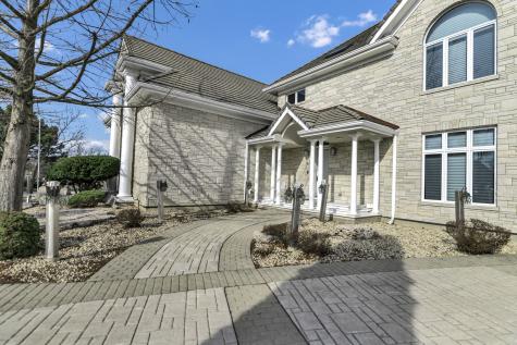 15 Terra Vita Court South Barrington IL 60010