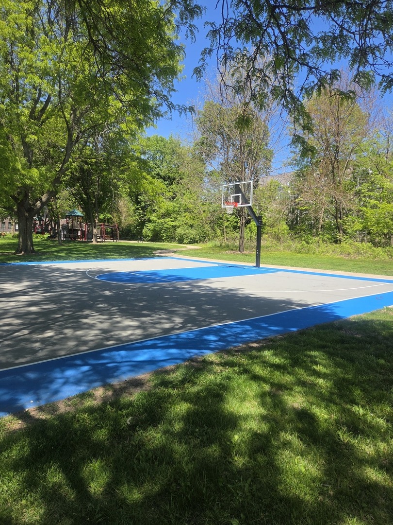 829 East Porter Avenue Naperville IL 60540