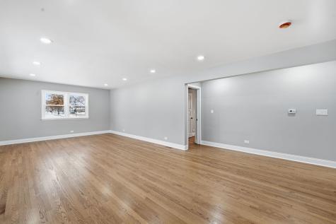 1220 North Hamlin Avenue Park Ridge IL 60068