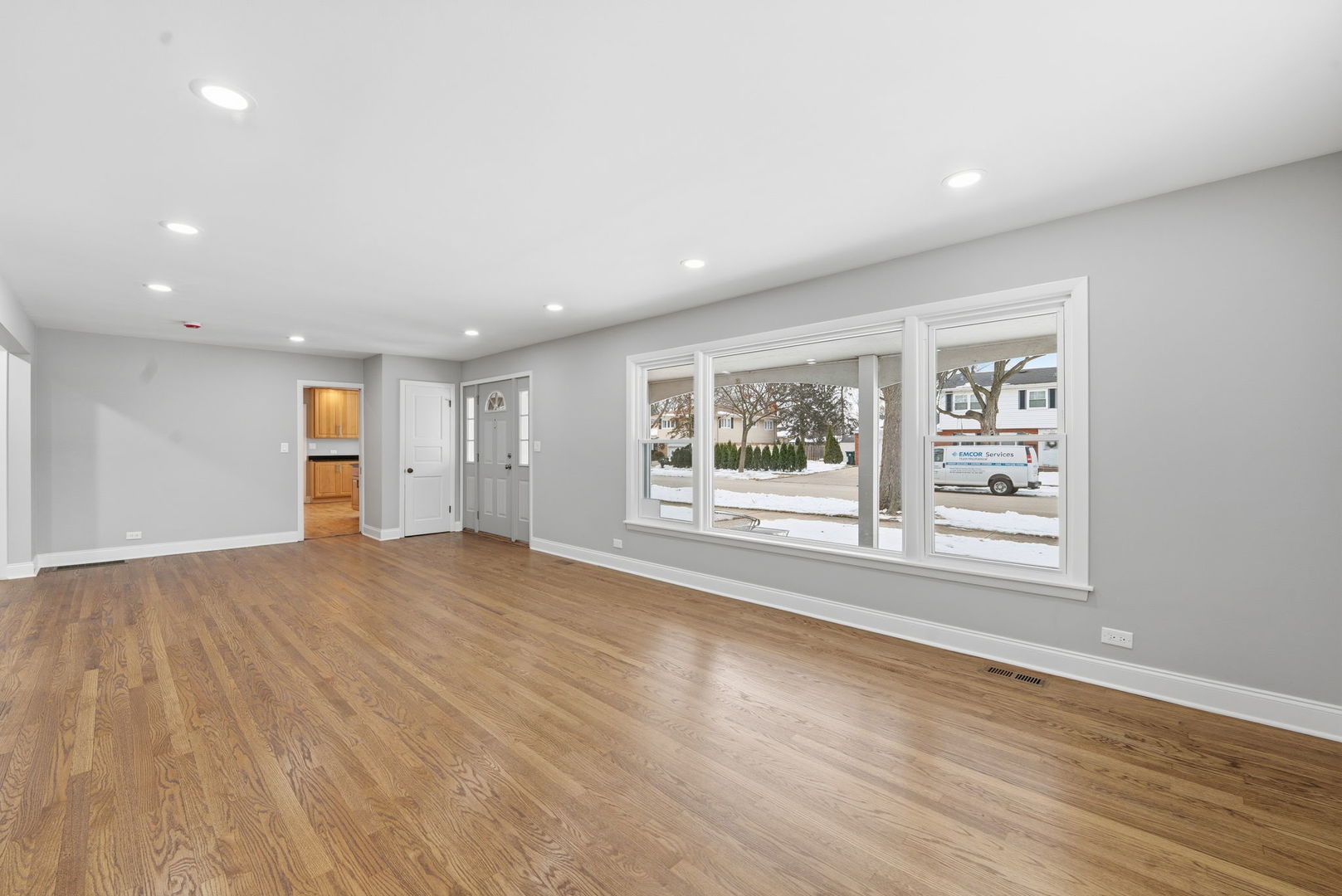 1220 North Hamlin Avenue Park Ridge IL 60068