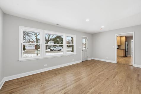 1220 North Hamlin Avenue Park Ridge IL 60068