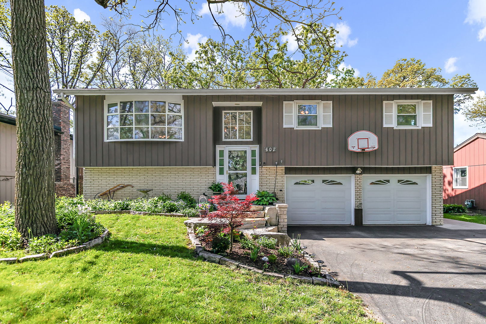 602 Delaware Drive Lake In The Hills IL 60156