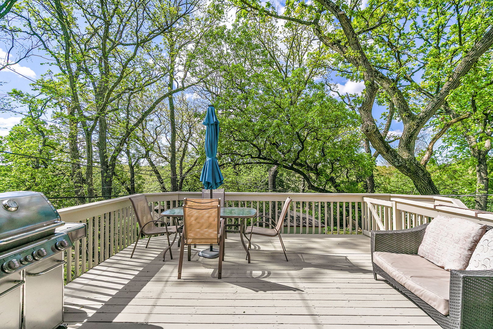 602 Delaware Drive Lake In The Hills IL 60156
