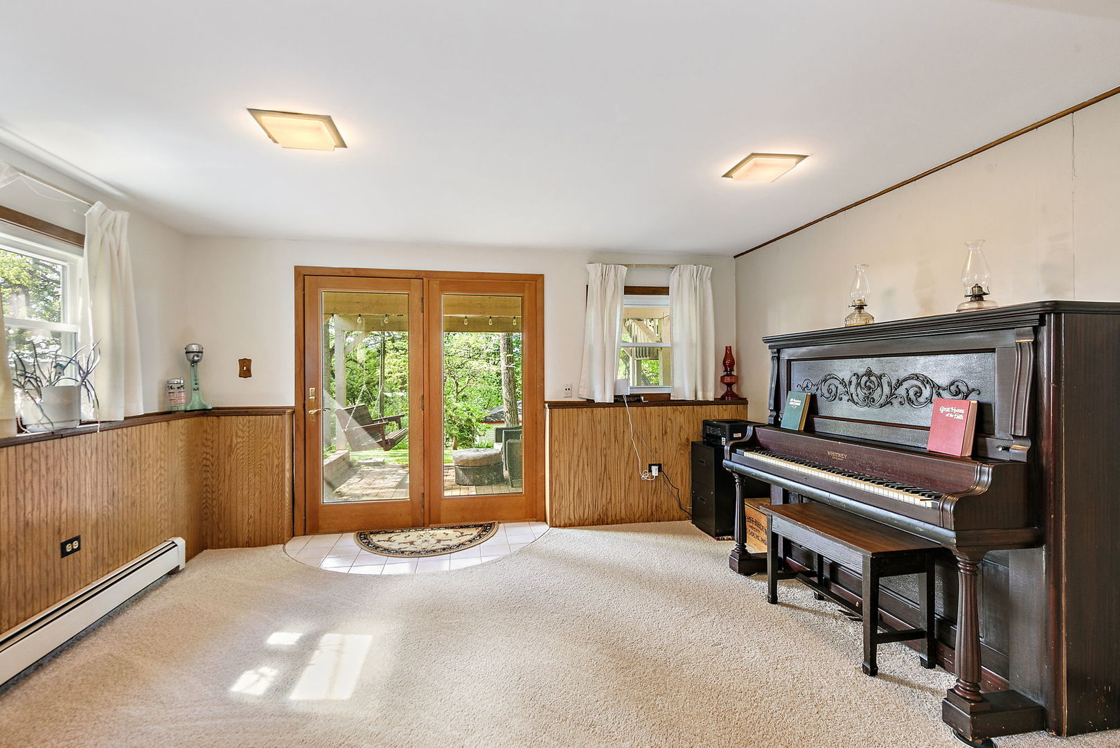 602 Delaware Drive Lake In The Hills IL 60156