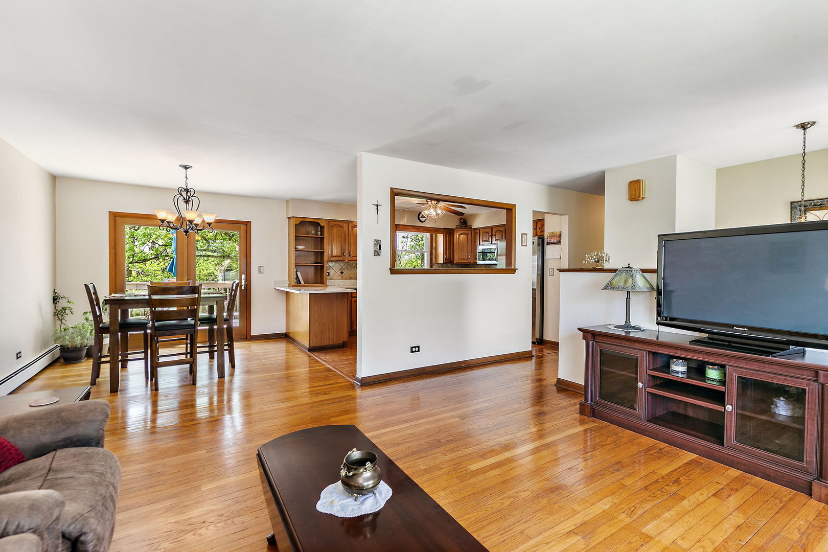 602 Delaware Drive Lake In The Hills IL 60156