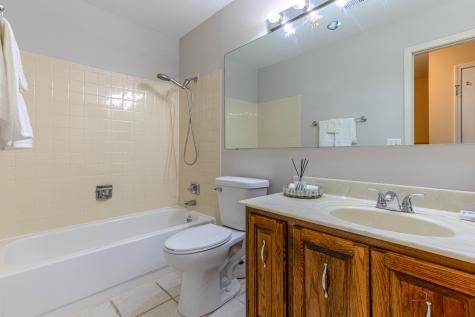 125 Pauline Avenue Buffalo Grove IL 60089