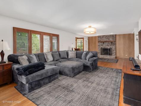 6451 Garfield Ridge Court Burr Ridge IL 60527