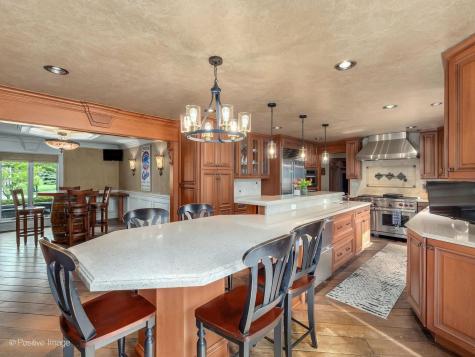 6451 Garfield Ridge Court Burr Ridge IL 60527